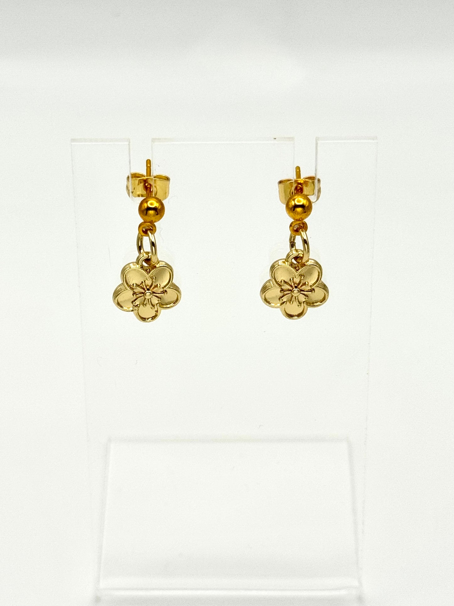 ๐ธ Golden Blossom Drops