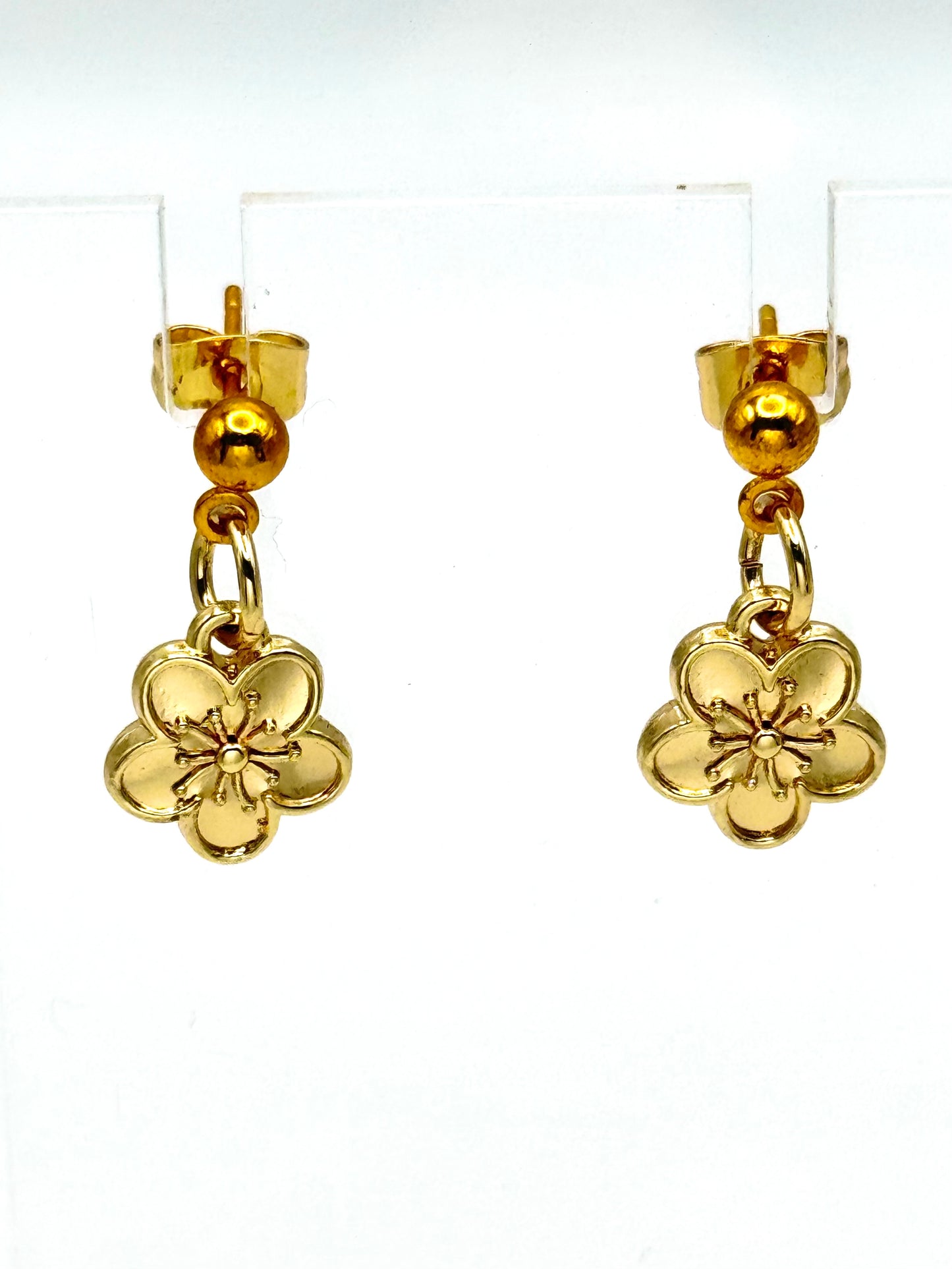 ๐ธ Golden Blossom Drops