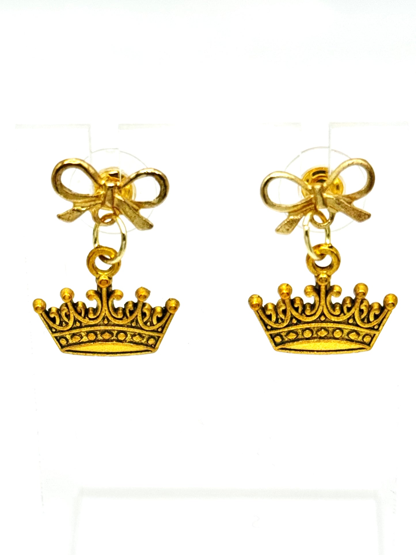 ๐ Royal Charm Bow Earrings
